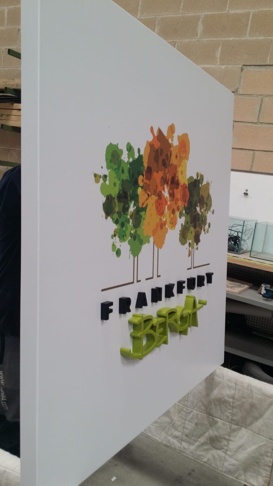 Letras corpóreas en Manresa