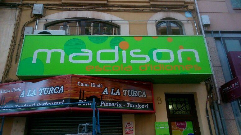 rótulos en Manresa